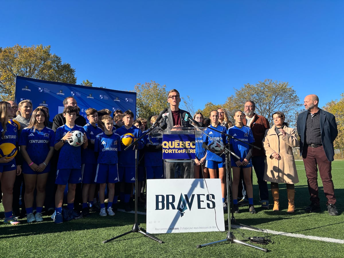 «Les joueurs de volleyball crient. On sait qu’il y a de la demande», a présenté vendredi le chef de Québec forte et fière. 