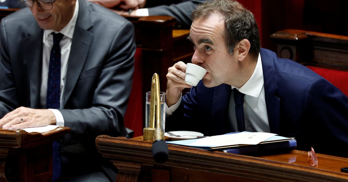 réchappé de la censure, Sébastien Lecornu rentre dans le dur – Libération