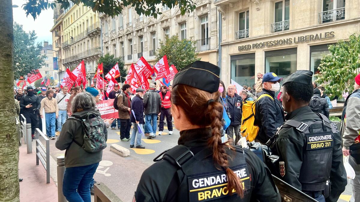 « Ne laissez passer personne » : à Rouen, manifestants d’ultra-droite et contre-manifestants ne se sont pas croisés
