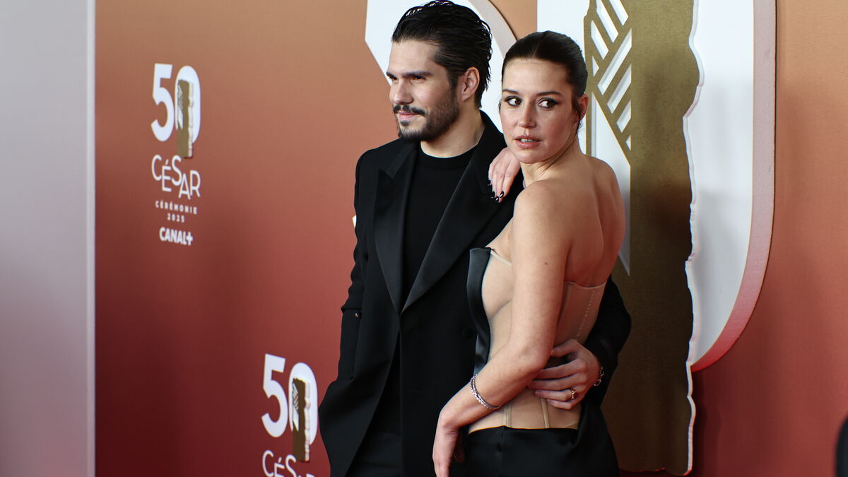 « Une information qui est fausse » : François Civil dément la grossesse d’Adèle Exarchopoulos