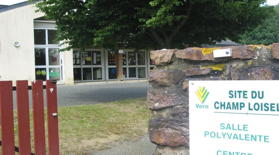 Municipales 2026 à Vern-sur-Seiche : nouvelle polémique autour d’une salle communale