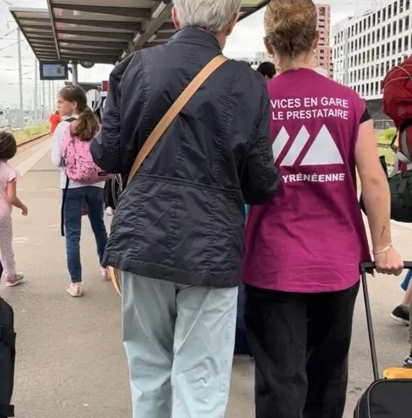 Des agents de service de la gare de Nantes défendent leurs droits face au nouveau sous-traitant