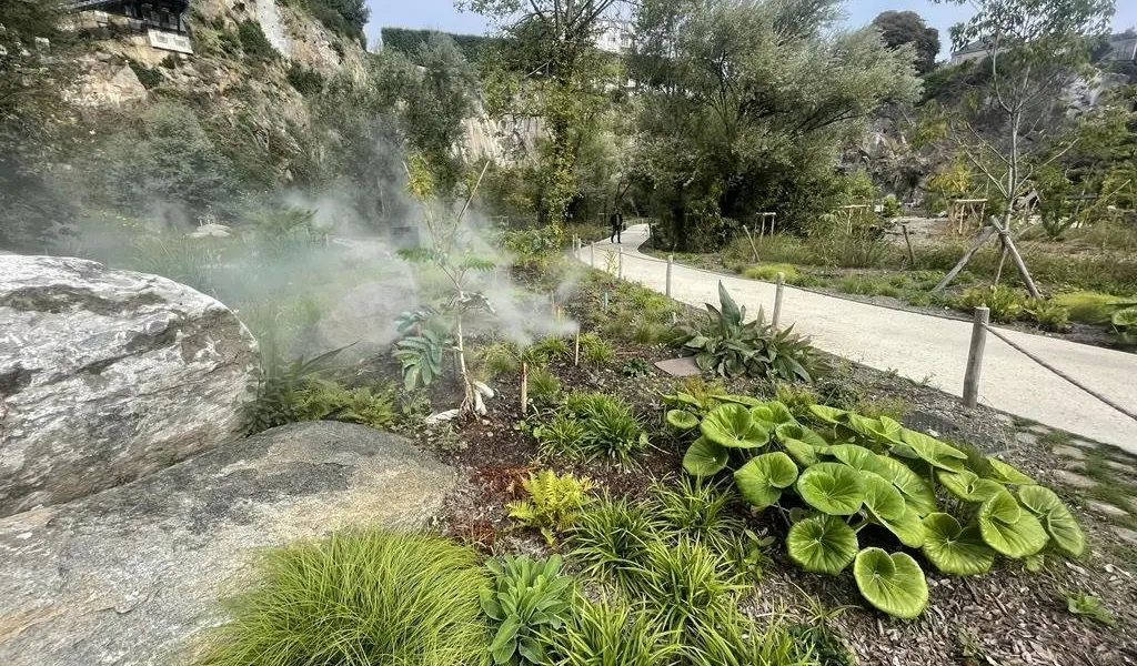 Escalades, visites… L’ouverture de la partie est du Jardin extraordinaire à Nantes, ça se