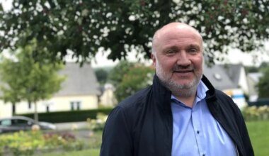 « Ils sont entrés sur mon terrain » : des pétards lancés contre la maison de ce maire près de