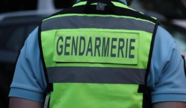 Il s’introduit dans un café breton avec une arme, un homme placé en garde à vue par la