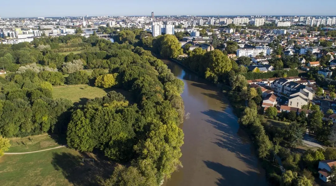 Pourquoi dit-on « en province » quand on parle d’une ville en dehors de Paris ?