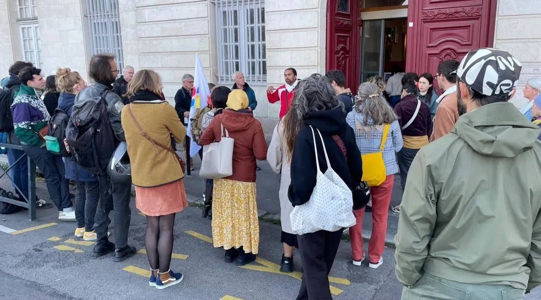 Le soutien de parents à deux mères isolées