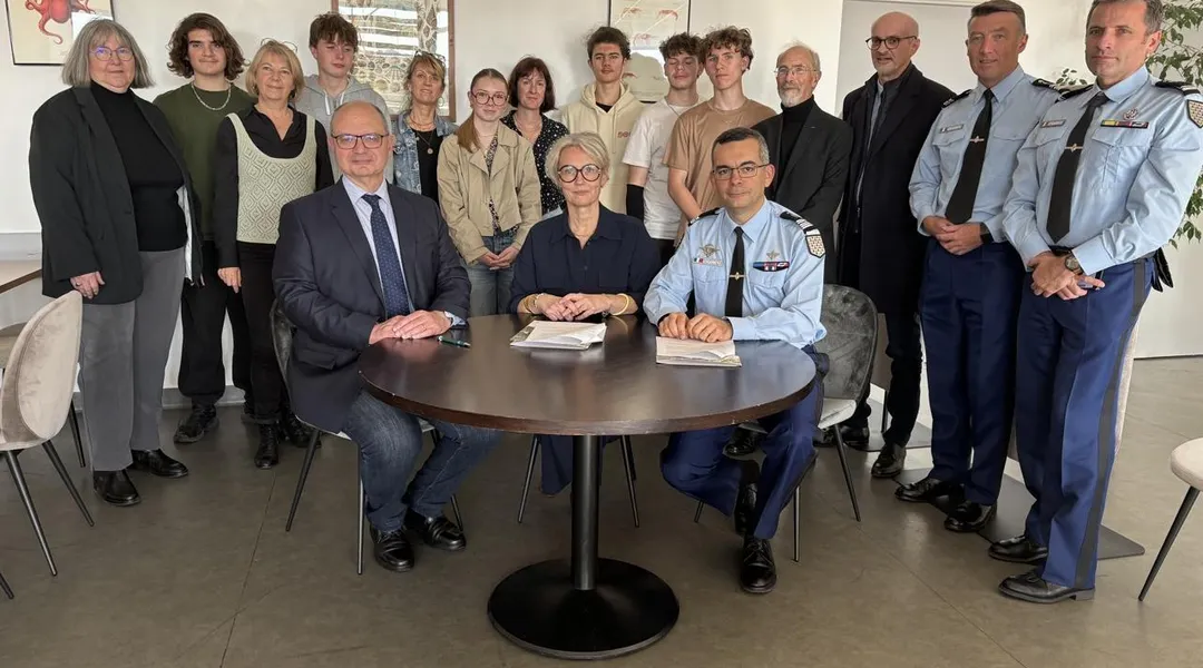 Pour faire découvrir la gendarmerie, ce lycée breton lance une classe défense