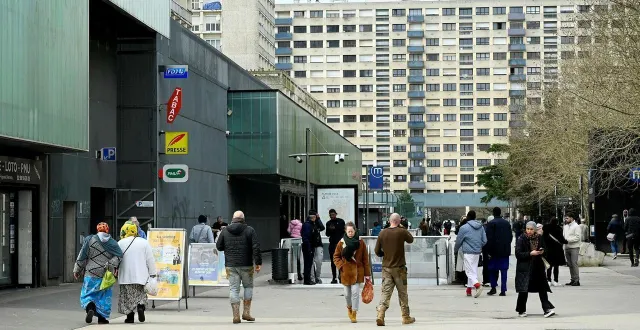 photo  la dalle kennedy a été rénovée une première fois en 2007. vingt ans après, une nouvelle phase de travaux va permettre d’améliorer les logements.  ©  archives marc ollivier/ouest-france 