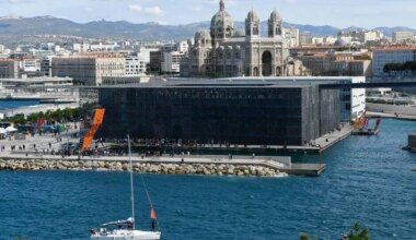 Deux jours après le cambriolage du Louvre, un jeune homme tente de s’introduire au Mucem à