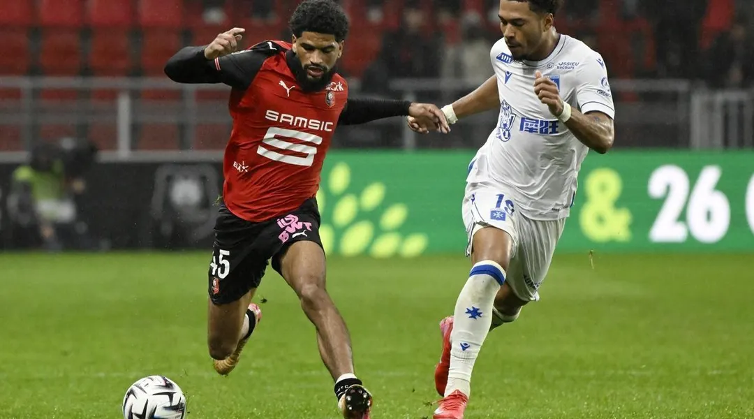 Stade Rennais - OGC Nice. Les compositions probables : un 4-4-2 reconduit du côté SRFC ? . Sport