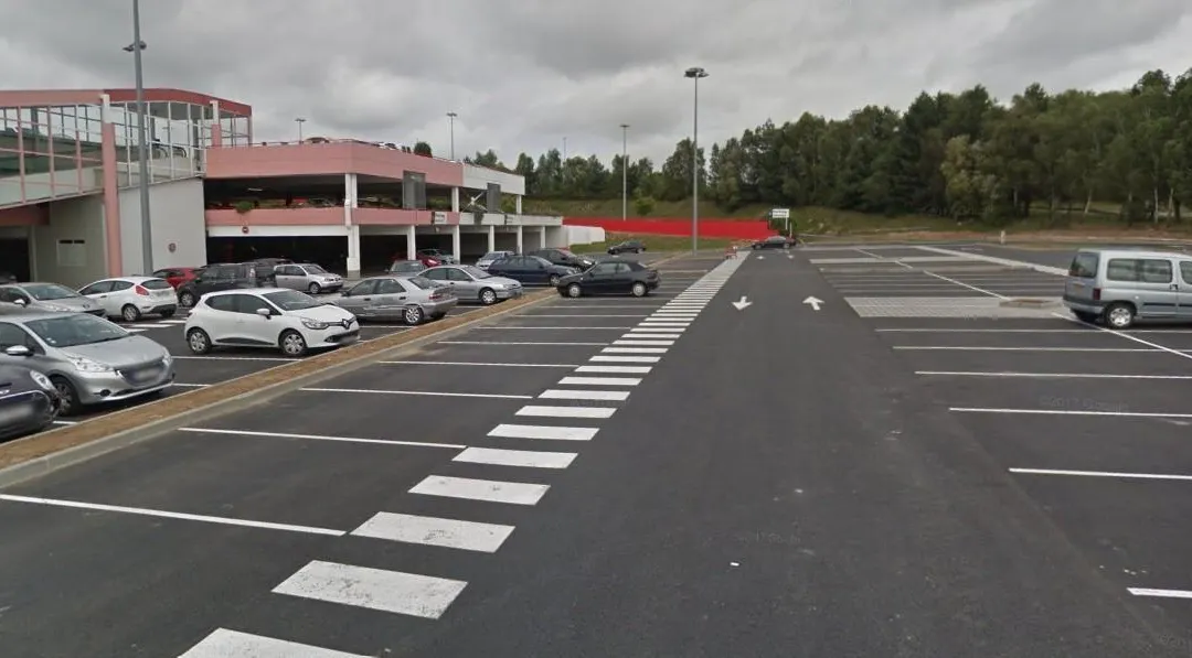 Condamné pour avoir renversé un SDF sur le parking d’un centre commercial près de Rennes