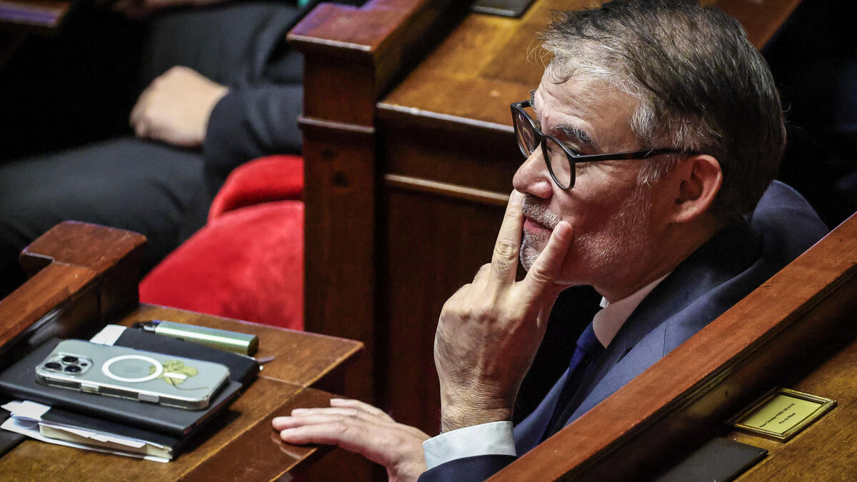 « La poutre travaille » : à l’Assemblée, le compromis sur le budget se trame en coulisses