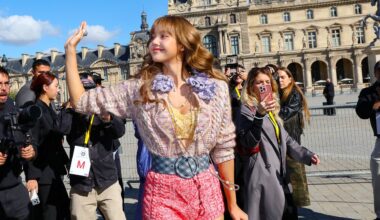 Comment s'habillent les personnalités à la Fashion Week printemps-été 2026 de Paris ? Votez pour vos looks préférés !
