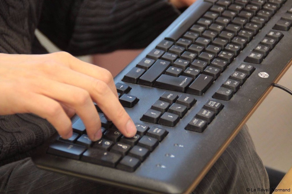 Deux élèves du plus grand lycée de Bretagne déjouent la sécurité informatique et inquiètent les autorités