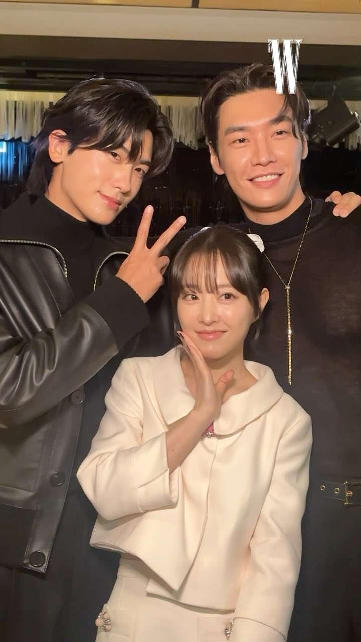 Dispatch révèle que W Korea a exclu Park Bo Young du photowall, son agence s'exprime