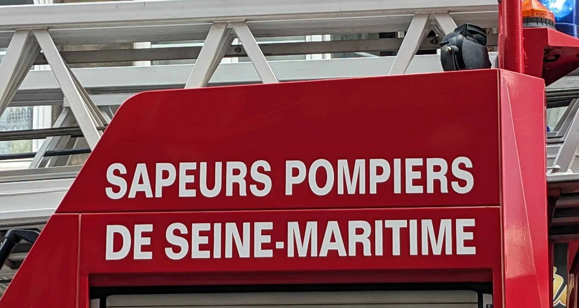 Une femme hospitalisée après un incendie à Rouen