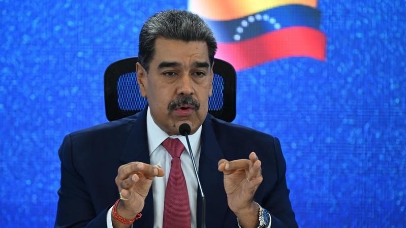 Caracas dénonce « l’incursion illégale » d’avions de chasse des États-Unis près de ses côtes