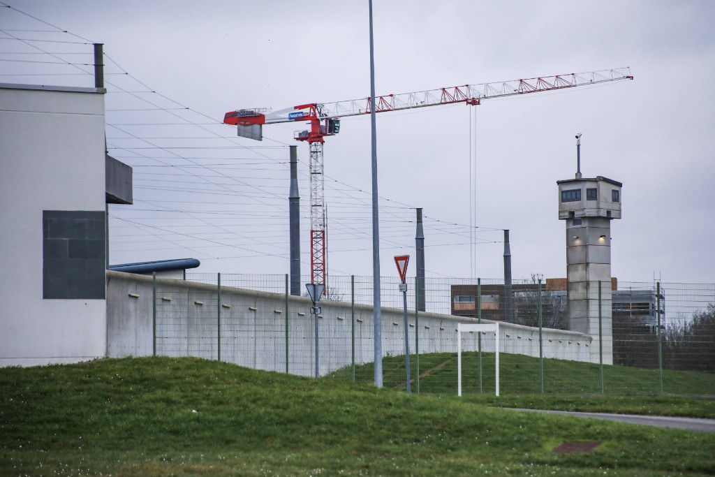 La maison d’arrêt de Nantes-Carquefou, régulièrement visée par des tentatives de livraisons illicites. ADIL BENAYACHE/SIPA