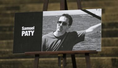 Samuel Paty a été assassiné en 2020 par un terroriste tchétchène radicalisé sur internet. PHOTO © Lewis Joly/AP/SIPA