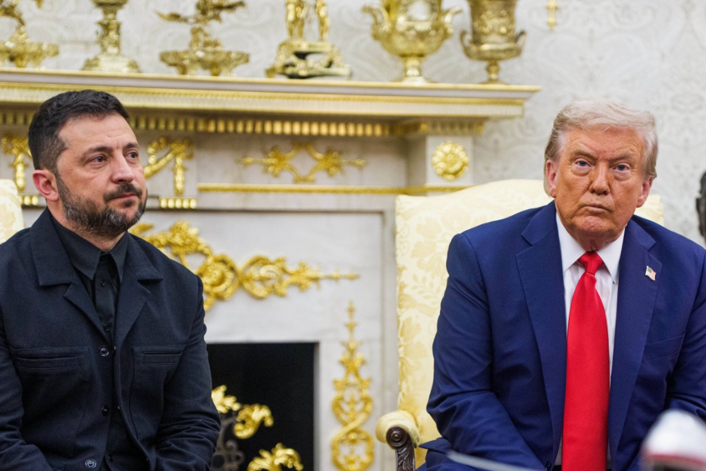 L’UE et les États-Unis renforcent leurs sanctions face à Moscou. Aaron Schwartz - Pool via CNP/DPA/SIPA