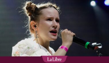 Cette icône de la pop russe défie Moscou en exil : "Tout ce que je peux faire, c'est me tenir loin de ces dingues"