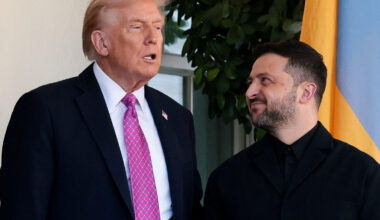 Rencontre Trump-Zelensky : « Je pense qu’on est très proche d’une fin de la guerre », affirme le président américain