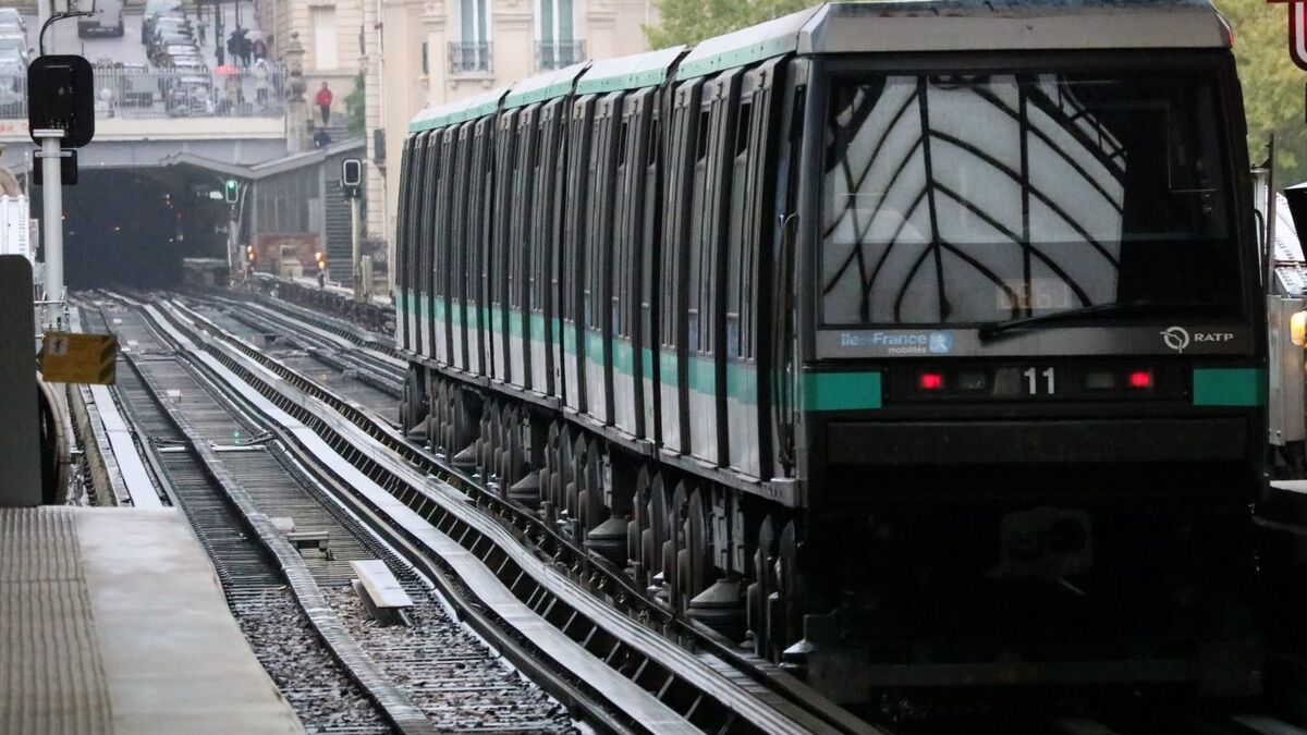 La RATP fête Halloween : bonbons, maquillage et ambiances sonores dans le métro