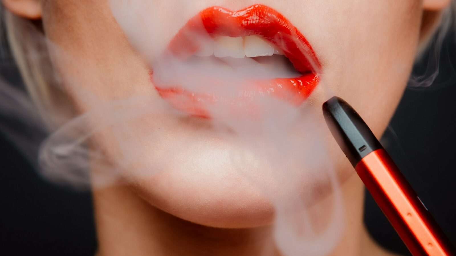la cigarette électronique n’est pas sans danger pendant la grossesse