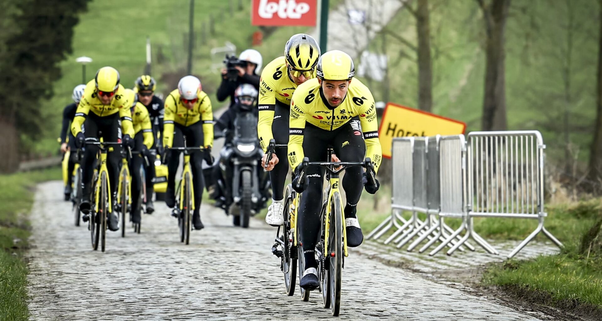 des pros récupèrent les meilleurs temps à des amateurs sur le parcours du Tour des Flandres