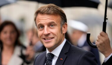 EN DIRECT - Incarcération de Sarkozy : Macron estime «légitime» le débat sur l’exécution provisoire - Libération