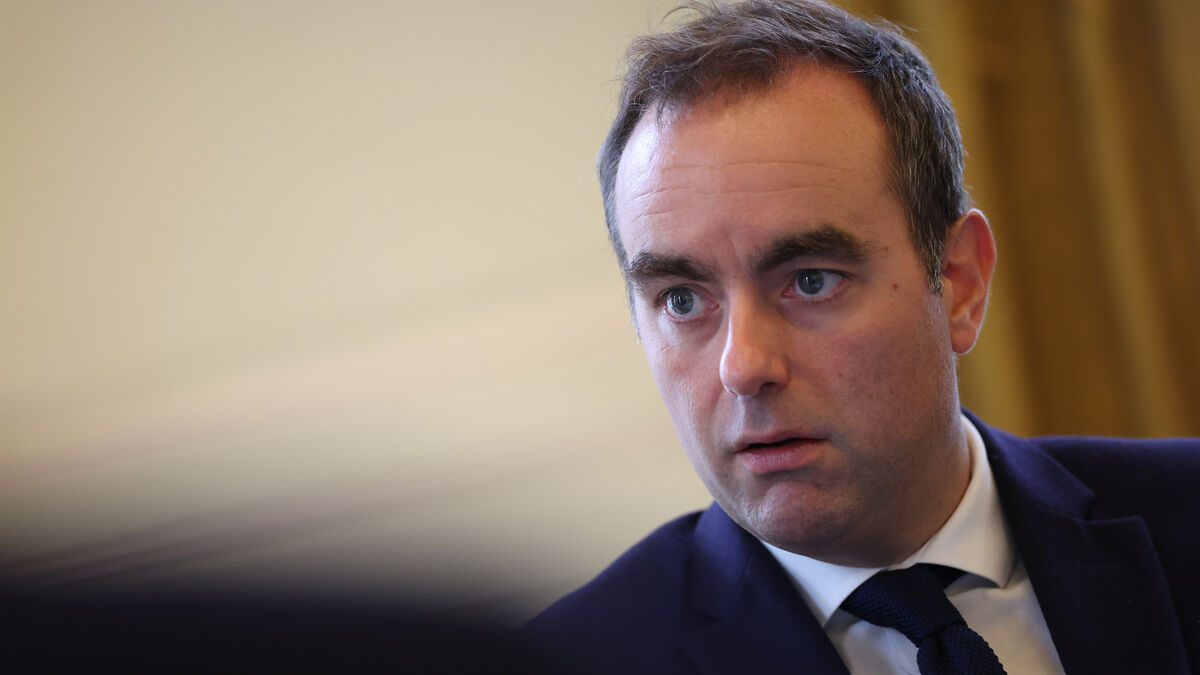Budget 2026 : Sébastien Lecornu réfléchit à rétablir la prime Macron et à baisser l’impôt pour les couples au smic