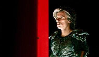 Avec «Yoroï», Orelsan en nigaud trip – Libération