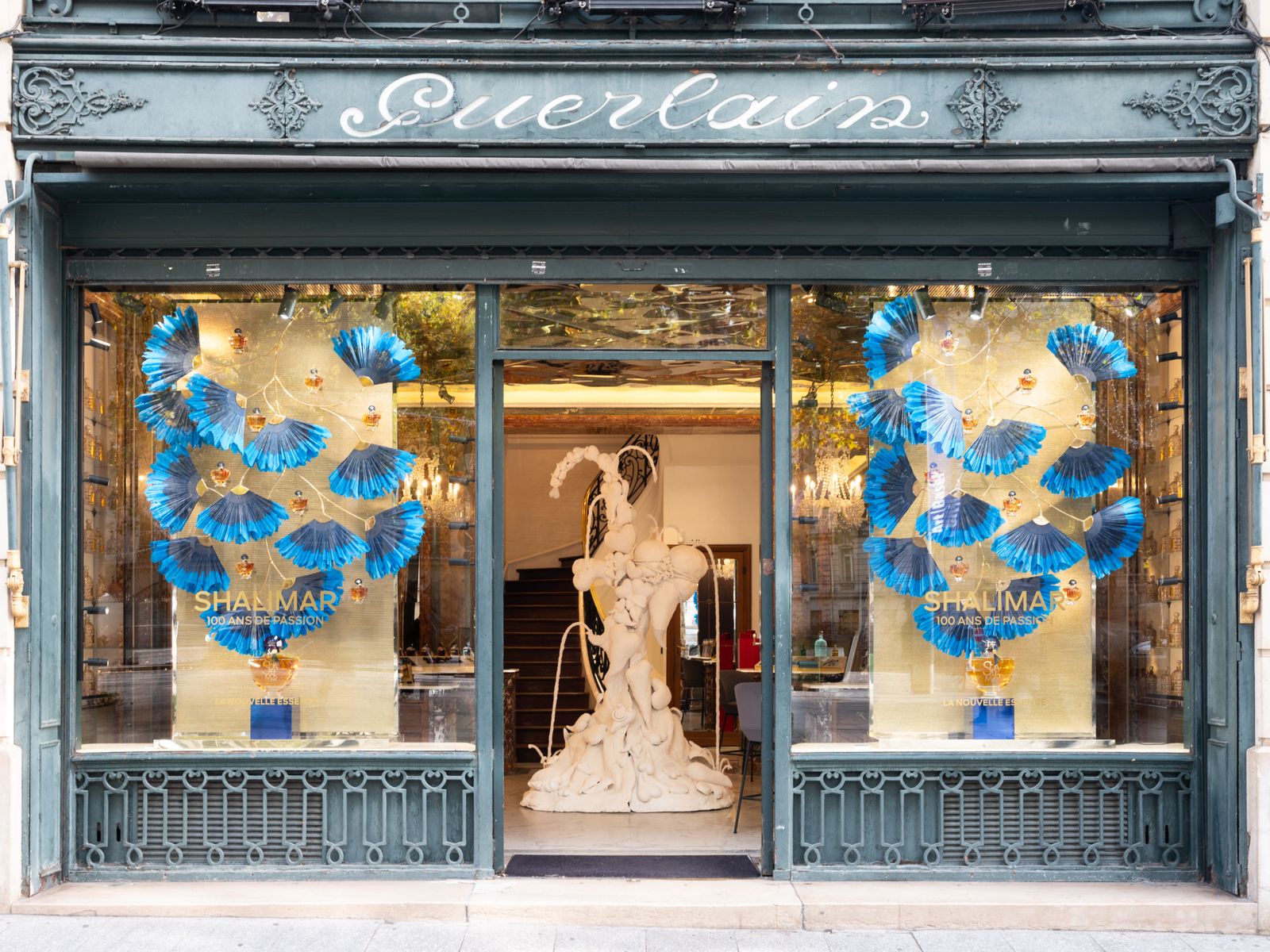 boutique Guerlain avenue des ChampsElyses