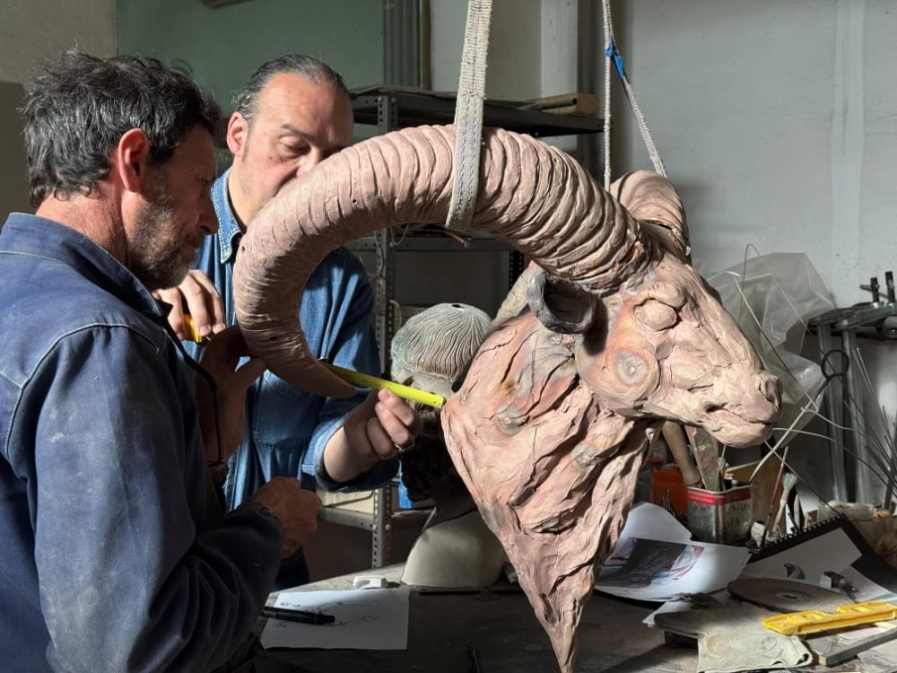 le sculpteur Stéphane Deguilhen rend un hommage en bronze aux mouflons de Bavella