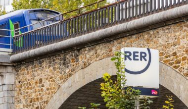 Une jeune femme frappée et victime d’une tentative de viol dans le RER C