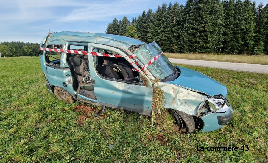 Une voiture fait plusieurs tonneaux à Saint-Just-Malmont : deux blessés dont un grave