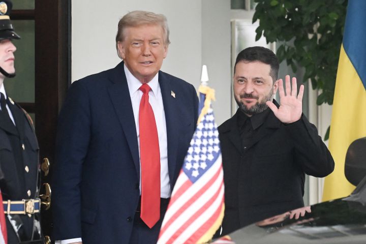 Trump reçoit Zelensky après avoir relancé son dialogue avec Poutine