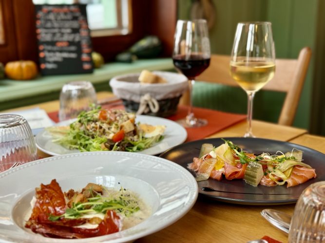 Au Joyeux pêcheur tartes flambées feu de boisIMG_3663