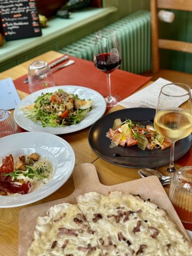 Au Joyeux pêcheur tartes flambées feu de boisIMG_3682