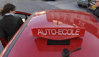 Grenoble. La monitrice d'auto-école monte une escroquerie d'ampleur, un faux candidat démasqué