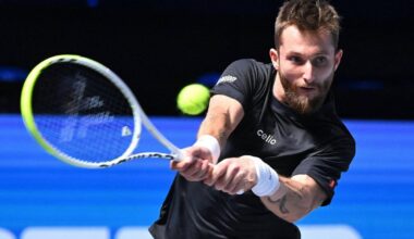 Corentin Moutet prend sa revanche sur Daniil Medvedev et rejoint les quarts de finale du tournoi de Vienne - L'Équipe