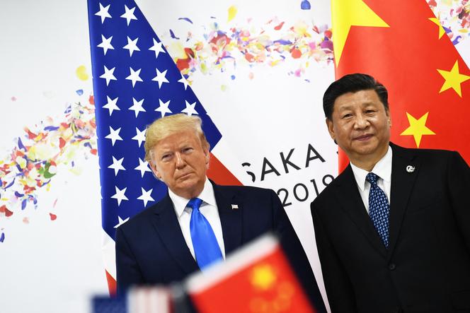 Les présidents américain et chinois, Donald Trump et Xi Jinping, lors d’une réunion bilatérale en marge du sommet du G20 à Osaka (Japon), le 29 juin 2019.