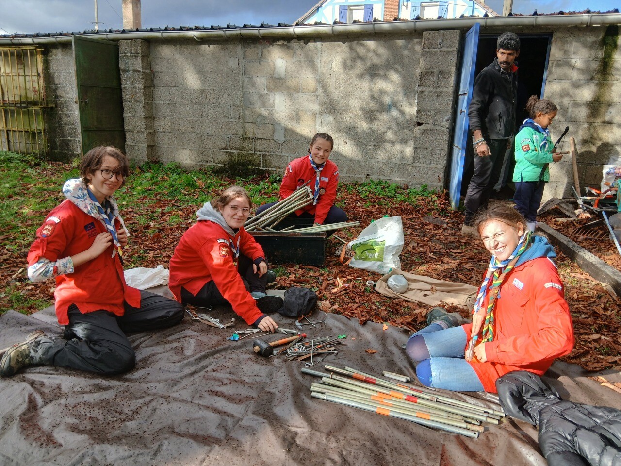 ces Scouts doivent trouver une grosse somme d'argent pour sauver leur local