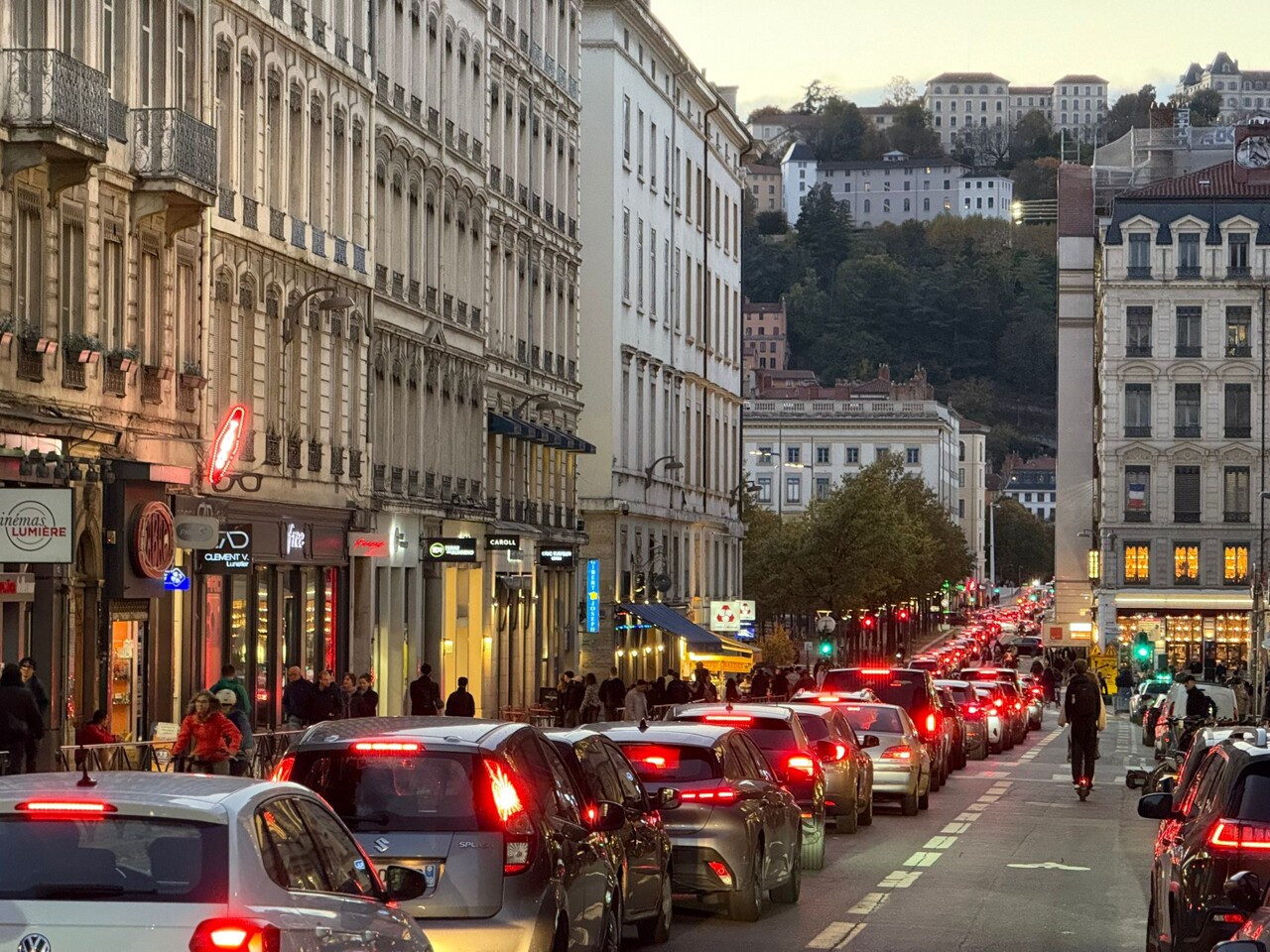pourquoi les bouchons ne sont pas prêts de sauter