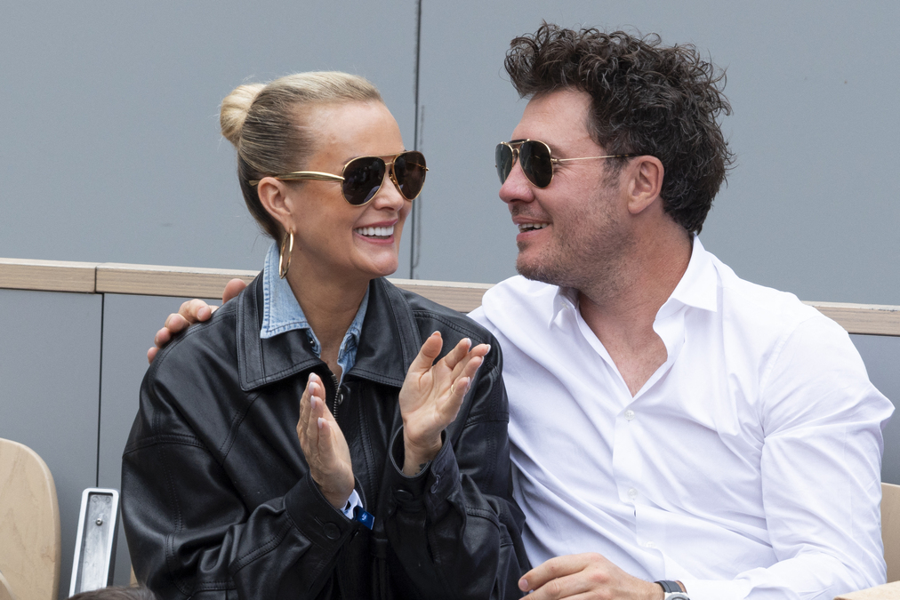 "Son couple bat de l’aile" : Laeticia Hallyday au bord de la rupture, on sait maintenant pourquoi