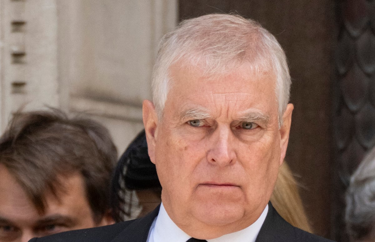 Prince Andrew déchu : il "sait où les cadavres sont enterrés" et prépare une terrible vengeance