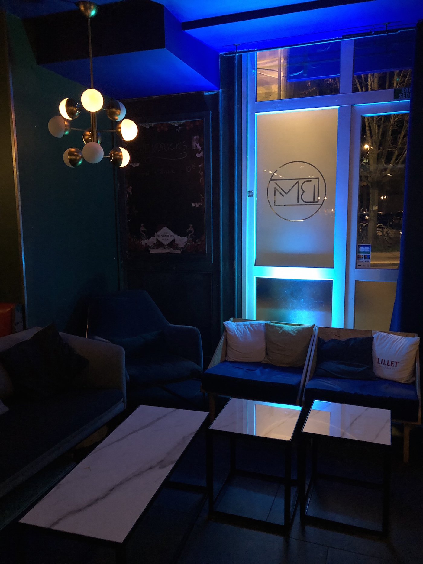 BLUE MOON BAR TESTimage00034