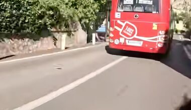 Près de Nice. Il filme le comportement dangereux d'un chauffeur de bus Lignes d'Azur, la vidéo devient virale