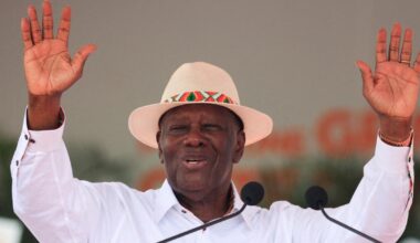 les premiers résultats donnent une victoire écrasante pour Alassane Ouattara